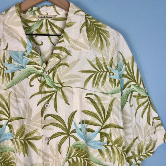 Tommy Bahama Mens L Silk Camp Shirt Tropical Floral Button Up Short Sleeve Aloha - Picture 1 of 5